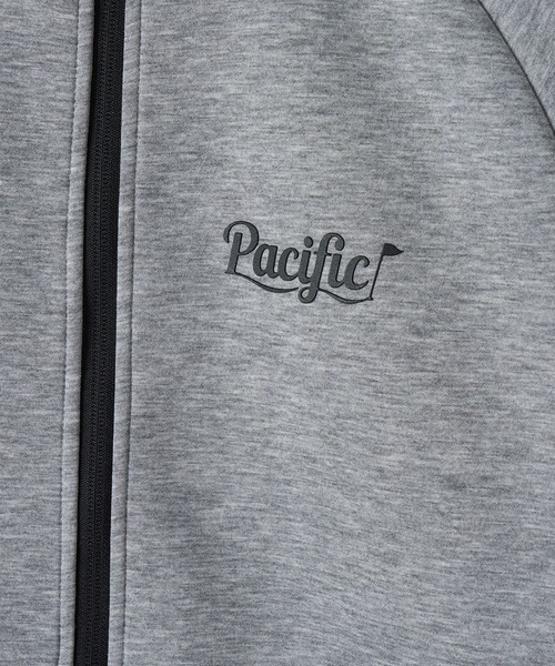 Pacific GOLF CLUB(パシフィックゴルフクラブ)の「DOUBLE KNIT ZIP BLOUSON(ジャージ・メンズ・ブラック/グレー・M/L/S/XL)」の4枚目の写真