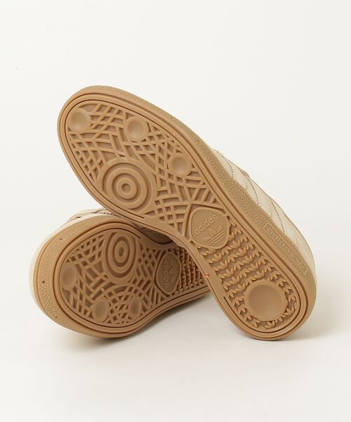 adidas（アディダス）の「HANDBALL SPEZIAL LOAFER / ハンドボール スペツィアル ローファー スニーカー / アディダスオリジナルス adidas Originals（スニーカー・レディース・ベージュ/ブラック/ホワイト・26.0cm/26.5cm/27.0cm/27.5cm/28.0cm/29.0cm/29.5cm/25.0cm/30.0cm/25.5cm/22.0cm/28.5cm/22.5cm/23.0cm/23.5cm/24.0cm/24.5cm/30.5cm/31cm）」の20枚目の写真