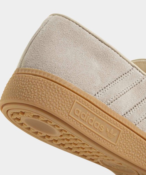 adidas（アディダス）の「HANDBALL SPEZIAL LOAFER / ハンドボール スペツィアル ローファー スニーカー / アディダスオリジナルス adidas Originals（スニーカー・レディース・ベージュ/ブラック/ホワイト・26.0cm/26.5cm/27.0cm/27.5cm/28.0cm/29.0cm/29.5cm/25.0cm/30.0cm/25.5cm/22.0cm/28.5cm/22.5cm/23.0cm/23.5cm/24.0cm/24.5cm/30.5cm/31cm）」の10枚目の写真