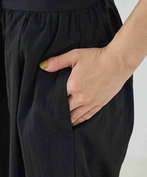 NOMINE(ノミネ)の「バミューダパンツ(その他パンツ・レディース・ホワイト/ブラック・フリー)」の6枚目の写真