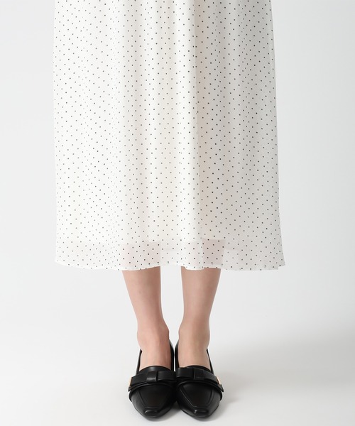 MISCH MASCH（ミッシュマッシュ）の「2026春夏新作 フリルカラーシアーワンピース（ワンピース・レディース・ホワイト×ブラック/グリーン・M/S）」の15枚目の写真