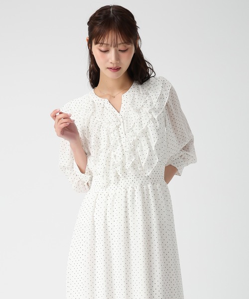 MISCH MASCH（ミッシュマッシュ）の「2026春夏新作 フリルカラーシアーワンピース（ワンピース・レディース・ホワイト×ブラック/グリーン・M/S）」の17枚目の写真