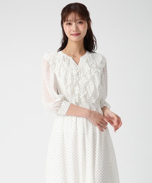 MISCH MASCH（ミッシュマッシュ）の「2026春夏新作 フリルカラーシアーワンピース（ワンピース・レディース・ホワイト×ブラック/グリーン・M/S）」の18枚目の写真