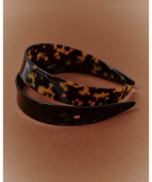 IRIS47（イリスフォーセブン）の「【IRIS 47】veronique head band/ヴェロニク ヘッドバンド べっ甲柄（カチューシャ・レディース・ブラック/ブラウン・FREE）」の7枚目の写真
