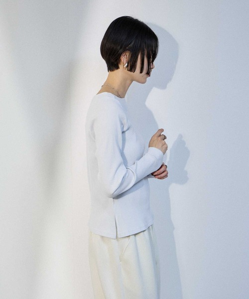 Mac-House(マックハウス)の「【milli de l'air 】トタンテレコ レイヤード ボートネック 長袖プルオーバー(Tシャツ/カットソー・レディース・ホワイト/ブラック/ブルー・M)」の16枚目の写真