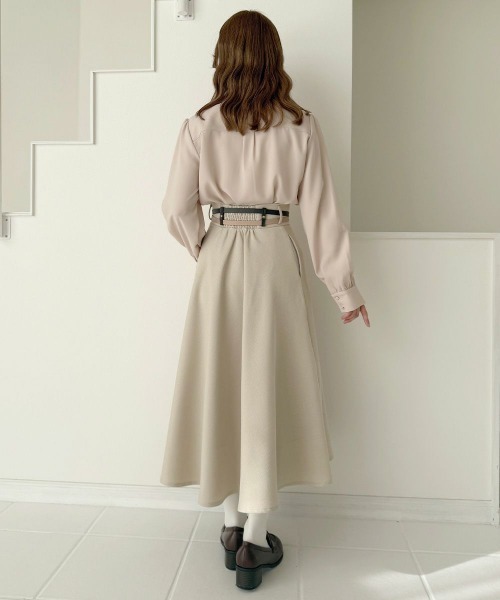 an another angelus(アンアナザーアンジェラス)の「ロゴスカーフリボン付きシャツ(シャツ/ブラウス・レディース・ピンクベージュ/アイボリー・FREE)」の10枚目の写真