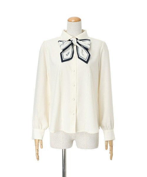 an another angelus(アンアナザーアンジェラス)の「ロゴスカーフリボン付きシャツ(シャツ/ブラウス・レディース・ピンクベージュ/アイボリー・FREE)」の11枚目の写真