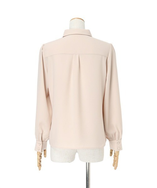 an another angelus(アンアナザーアンジェラス)の「ロゴスカーフリボン付きシャツ(シャツ/ブラウス・レディース・ピンクベージュ/アイボリー・FREE)」の14枚目の写真