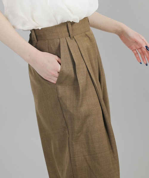 aimoha（アイモハ）の「【セットアップ着用可能】ワイドタックパンツ（スラックス・レディース・ブラック/モカ・SMALL）」の15枚目の写真