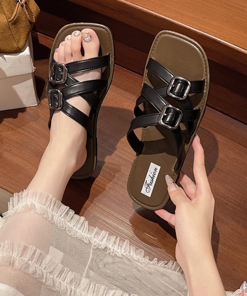 Miniministore(ミニミニストア)の「ベルトサンダル クロスストラップサンダル(サンダル・レディース・グレー/ブラック/アイボリー・S/M/L)」の3枚目の写真