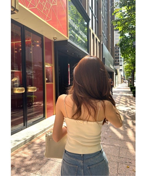 LUDICRUM(ルーディクルム)の「Rib cut camisole(キャミソール・レディース・クリーム/オフホワイト/ブラック・M/S)」の5枚目の写真