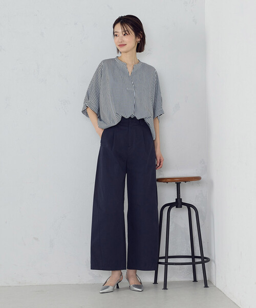 COMME CA ISM(コムサイズム)の「バレルレッグ パンツ(その他パンツ・レディース・ベージュ/ネイビー・LARGE/MEDIUM)」の6枚目の写真