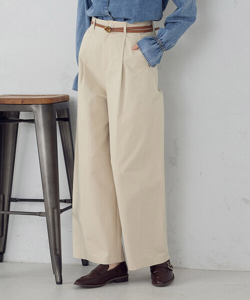 COMME CA ISM(コムサイズム)の「バレルレッグ パンツ(その他パンツ・レディース・ベージュ/ネイビー・LARGE/MEDIUM)」の13枚目の写真