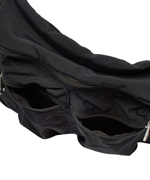 X-girl(エックスガール)の「METAL PLATE SHOULDER BAG(ショルダーバッグ・レディース・ブラック/オリーブ・ONE SIZE)」の10枚目の写真