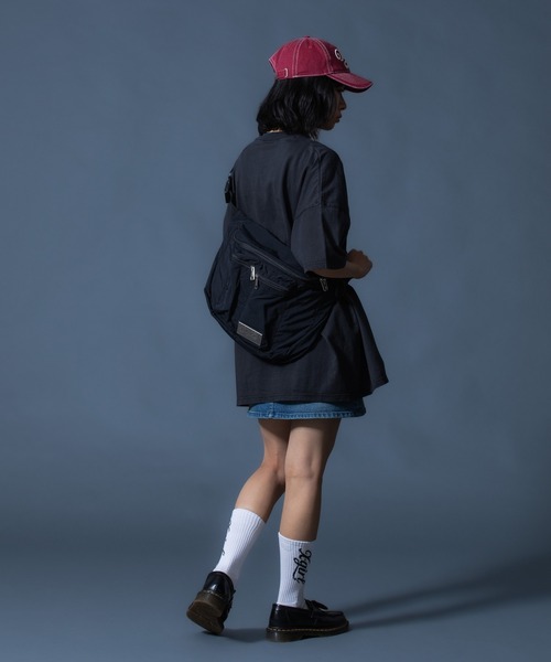 X-girl(エックスガール)の「METAL PLATE SHOULDER BAG(ショルダーバッグ・レディース・ブラック/オリーブ・ONE SIZE)」の22枚目の写真