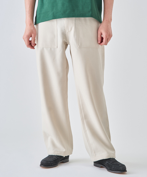 EDIFICE（エディフィス）の「サイド アジャスト ベイカー パンツ（スラックス・メンズ・ベージュ/アイボリー/チャコールグレー・MEDIUM/LARGE）」の2枚目の写真
