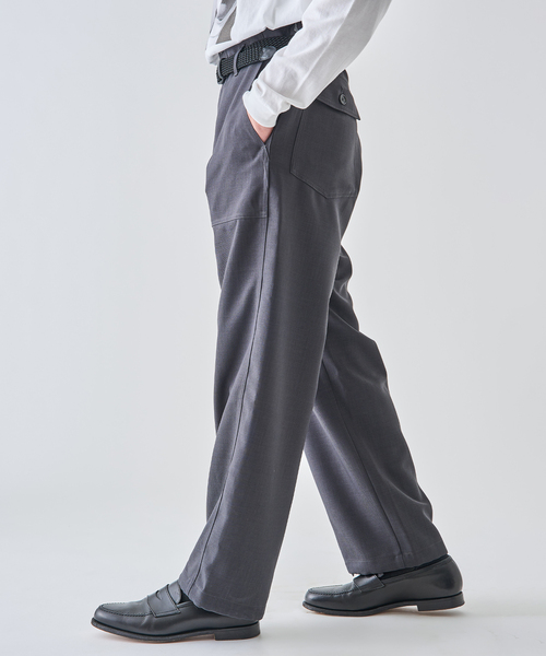 EDIFICE（エディフィス）の「サイド アジャスト ベイカー パンツ（スラックス・メンズ・ベージュ/アイボリー/チャコールグレー・MEDIUM/LARGE）」の7枚目の写真