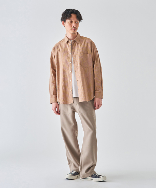 EDIFICE（エディフィス）の「サイド アジャスト ベイカー パンツ（スラックス・メンズ・ベージュ/アイボリー/チャコールグレー・MEDIUM/LARGE）」の18枚目の写真