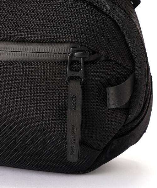 Aer(エアー)の「Aer(エアー)Day Sling 4 AER-21072(ショルダーバッグ・メンズ・ブラック・F)」の10枚目の写真