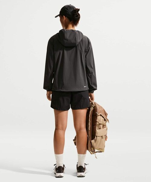 ACG（エィシージー）の「ナイキ オールコンディションギア "Five Towers" ウィメンズ UVプロテクション ジャケット / Nike ACG "Five Towers" Women's UV Protection Jacket II1329-010 Anthracite（ナイロンジャケット・レディース・スミクロ・XL/S/M/L/XS）」の22枚目の写真