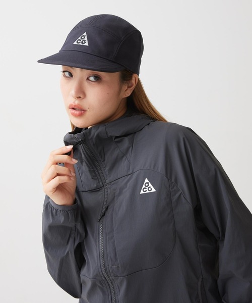 ACG（エィシージー）の「ナイキ オールコンディションギア "Five Towers" ウィメンズ UVプロテクション ジャケット / Nike ACG "Five Towers" Women's UV Protection Jacket II1329-010 Anthracite（ナイロンジャケット・レディース・スミクロ・XL/S/M/L/XS）」の4枚目の写真