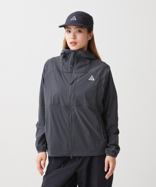 ACG（エィシージー）の「ナイキ オールコンディションギア "Five Towers" ウィメンズ UVプロテクション ジャケット / Nike ACG "Five Towers" Women's UV Protection Jacket II1329-010 Anthracite（ナイロンジャケット・レディース・スミクロ・XL/S/M/L/XS）」の18枚目の写真