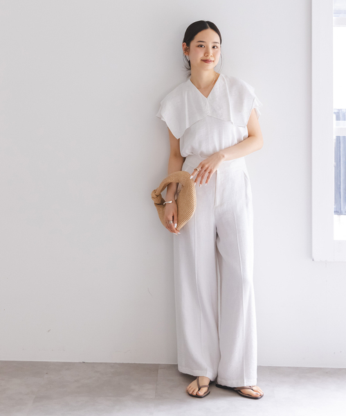 WEB限定追加》【洗える】ファジーリネンスクエアケープブラウス