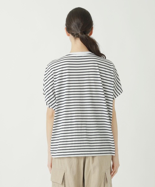 ZUCCa(ズッカ)の「DRAPE STRIPE JERSEY / S(Tシャツ/カットソー・レディース・ネイビー/ホワイト/ブラック・M size)」の9枚目の写真