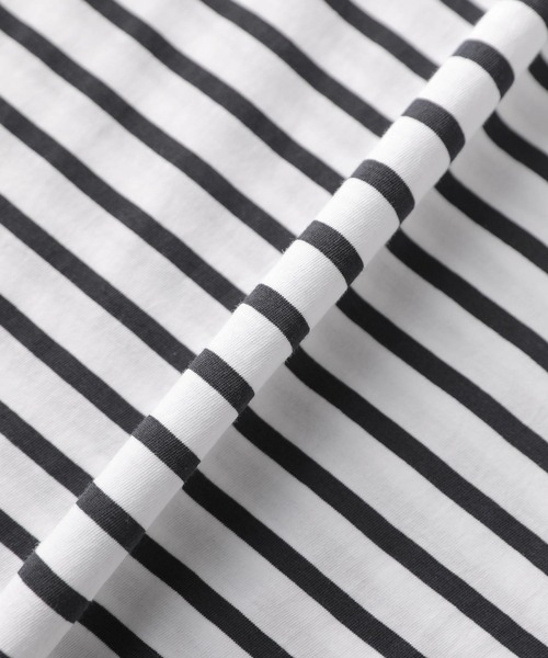 ZUCCa(ズッカ)の「DRAPE STRIPE JERSEY / S(Tシャツ/カットソー・レディース・ネイビー/ホワイト/ブラック・M size)」の7枚目の写真