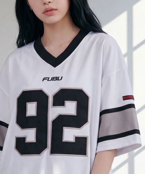 FUBU( フブ)の「【FUBU/フブ】GAME SHIRTS/ゲームTシャツ(Tシャツ/カットソー・メンズ・ホワイト/ブラック/サックスブルー・XL/L/M)」の2枚目の写真