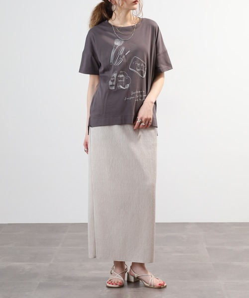 EGLANTINE(エグランティーヌ)の「EGLANTINE コスメ柄刺繍半袖Tシャツ 日本製 ローズペトール(Tシャツ/カットソー・レディース・オフホワイト/グリーン・38)」の20枚目の写真