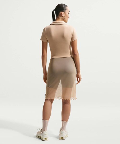 NIKE（ナイキ）の「ナイキ スポーツウェア エッセンシャル ウィメンズ ショートスリーブ ポロ トップ / Nike Sportswear Essential Women's Short-Sleeve Polo Top DV7885-286 Linen（ポロシャツ・レディース・カーキ系・L/XS/M/XL/S）」の5枚目の写真
