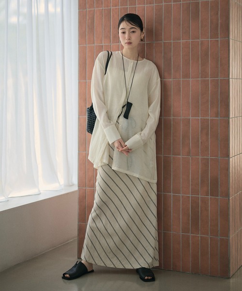LAULEN（ローレン）の「back cross collarless shirt /バッククロスノーカラーシャツ（シャツ/ブラウス・レディース・アイボリー/ブラック・FREE）」の9枚目の写真