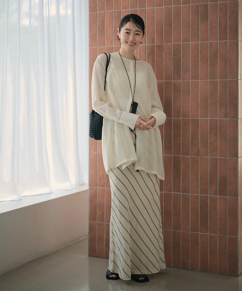 LAULEN（ローレン）の「back cross collarless shirt /バッククロスノーカラーシャツ（シャツ/ブラウス・レディース・アイボリー/ブラック・FREE）」の15枚目の写真