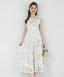 ZOZO限定】チークフラワーパターンボウタイノースリーブワンピース