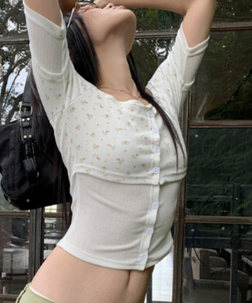 Vipoa(ヴィポア)の「フラワー柄レイヤードオフショルトップス(Tシャツ/カットソー・レディース・ホワイト・FREE)」の14枚目の写真