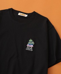 ATELANE（アテレーン）の「トイストーリー ワンポイント刺繍ベーシックサイズTEE 半袖（Tシャツ/カットソー）」