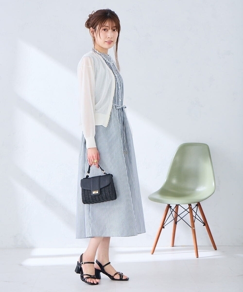 a.v.v（アーヴェヴェ）の「フラップカゴショルダーバッグ（ハンドバッグ・レディース・ブラック/アイボリー・38）」の6枚目の写真