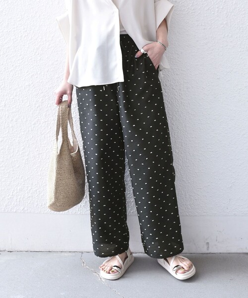 SHIPS Colors(シップス カラーズ)の「SHIPS Colors:〈手洗い可能〉カットドビー イージー パンツ◇(その他パンツ・レディース・ブラック/ブラウン・ONE SIZE)」の1枚目の写真