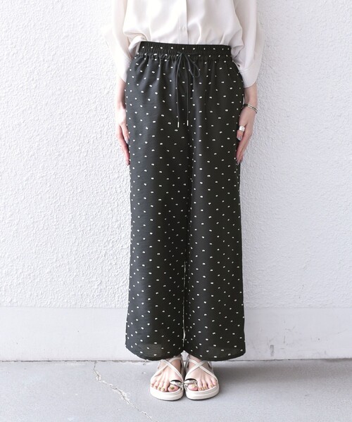 SHIPS Colors(シップス カラーズ)の「SHIPS Colors:〈手洗い可能〉カットドビー イージー パンツ◇(その他パンツ・レディース・ブラック/ブラウン・ONE SIZE)」の14枚目の写真