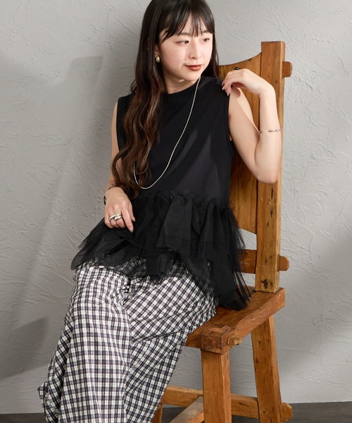 nenom（ネノム）の「[nenom/ネノム] チュールドッキング ペプラムノースリーブT（Tシャツ/カットソー・レディース・オフホワイト/ブラウン/ブラック・F）」の22枚目の写真
