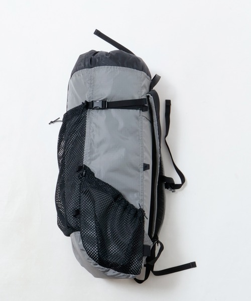 TRAIL BUM(トレイルバム)の「FAB / ファブ(バックパック/リュック・メンズ・グレー/ブラック・ONE SIZE)」の13枚目の写真