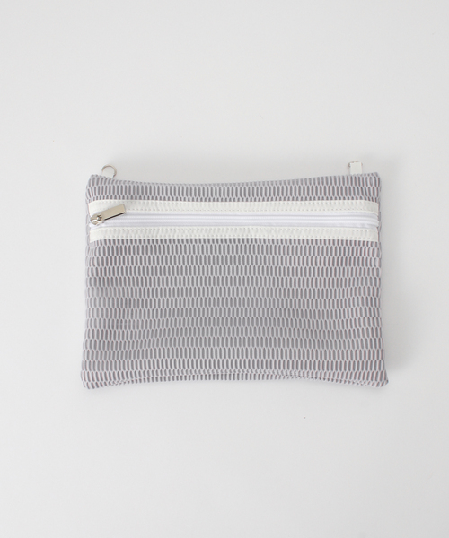 IENA(イエナ)の「qbag paris/キューバッグ パリ nest zip L バッグ NEST-L-ZIP(トートバッグ・レディース・ホワイト/ベージュ/チャコールグレー・FREE)」の10枚目の写真