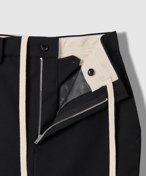 HOLIDAY（ホリデイ）の「WOOL TWILL MIDI SKIRT ウールツイルミディスカート（スカート・レディース・ブラック/カーキ・ONE SIZE）」の5枚目の写真