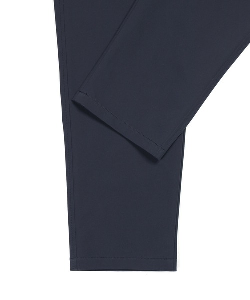 The DUFFER of ST.GEORGE（ザダファーオブセントジョージ）の「'HYPERHELIX' 2WAY STRETCH KERSEY EASY PANTS：撥水 接触冷感 ハイパーヘリックス イージーパンツ（スラックス・メンズ・ネイビー/ライトグレー・X-LARGE/LARGE/MEDIUM/SMALL）」の14枚目の写真