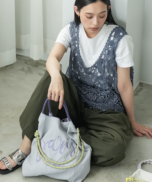 mili an deni(ミリアンデニ)の「3WAYロゴ刺繍ロープトートバッグ(トートバッグ・レディース・ライトグレー/カーキ/アイボリー/ブラック・F)」の13枚目の写真