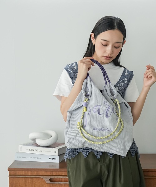 mili an deni(ミリアンデニ)の「3WAYロゴ刺繍ロープトートバッグ(トートバッグ・レディース・ライトグレー/カーキ/アイボリー/ブラック・F)」の14枚目の写真