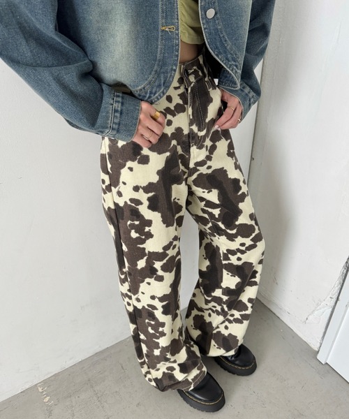 SOLLON.(ソルロン)の「カウプリントワイドパンツ(その他パンツ・レディース・アニマル・M)」の21枚目の写真
