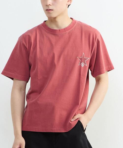 CONVERSE TOKYO(コンバーストウキョウ)の「BACK FLOWER PRINT TEE(Tシャツ/カットソー・レディース・ブルー/ブラック/レッド/ホワイト・MEDIUM/SMALL)」の5枚目の写真