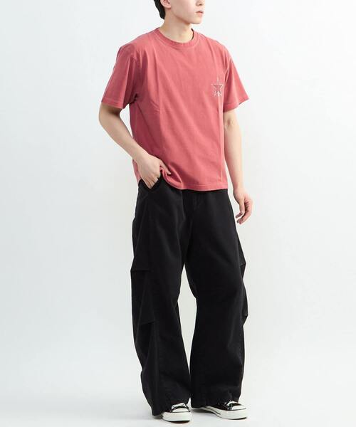 CONVERSE TOKYO(コンバーストウキョウ)の「BACK FLOWER PRINT TEE(Tシャツ/カットソー・レディース・ブルー/ブラック/レッド/ホワイト・MEDIUM/SMALL)」の20枚目の写真